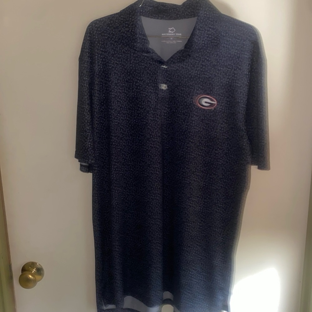 Southern Tide polo. Size Medium. Very comfy/ loose. GA bulldog game day shirt